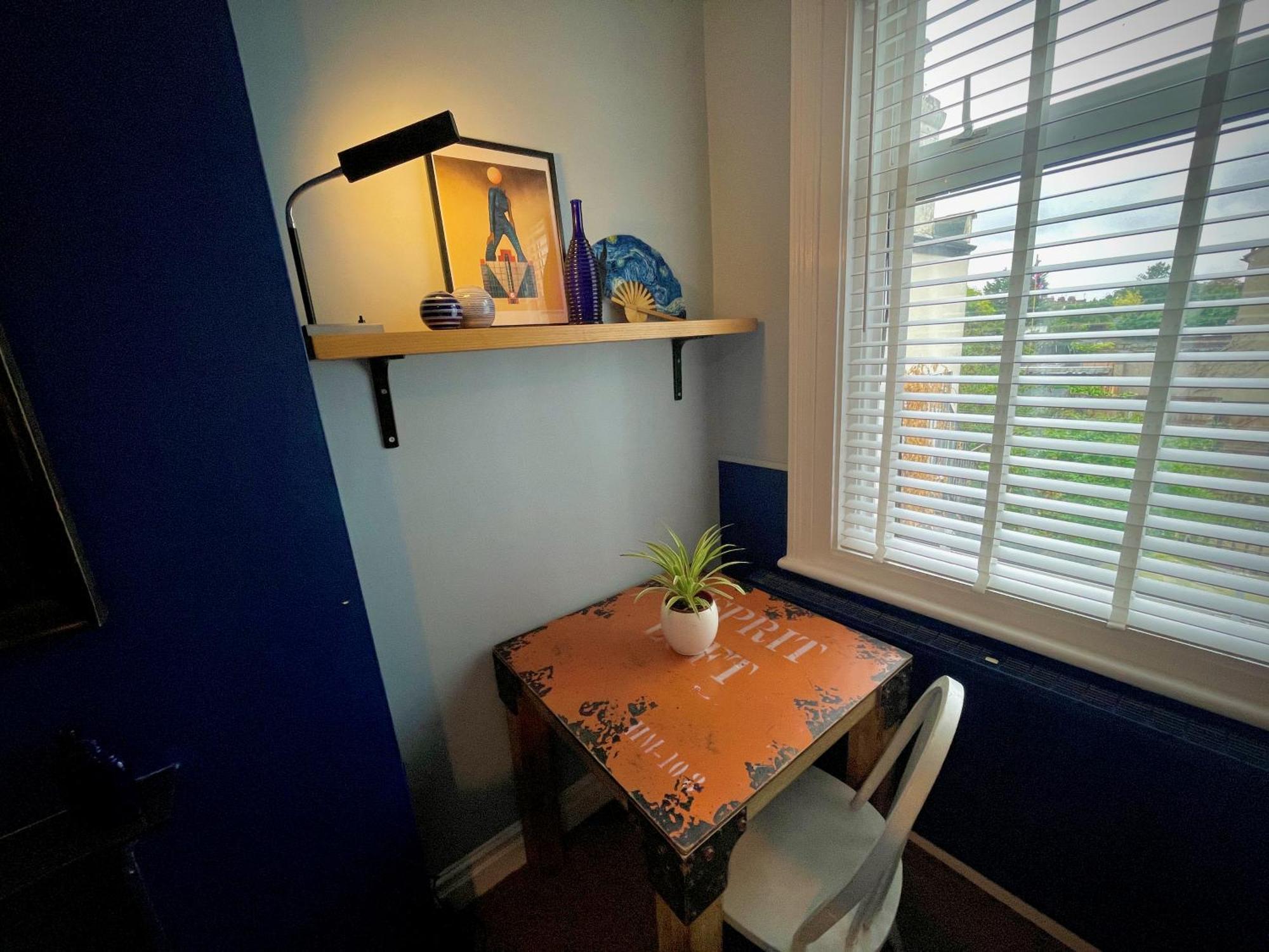 Stylish And Artistic Flat In Southend On Sea Apartment Exterior foto